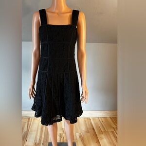 Ann Taylor Black Lace Fit & Flare Dress Sleeveless Square Neck Size 8 | GUC